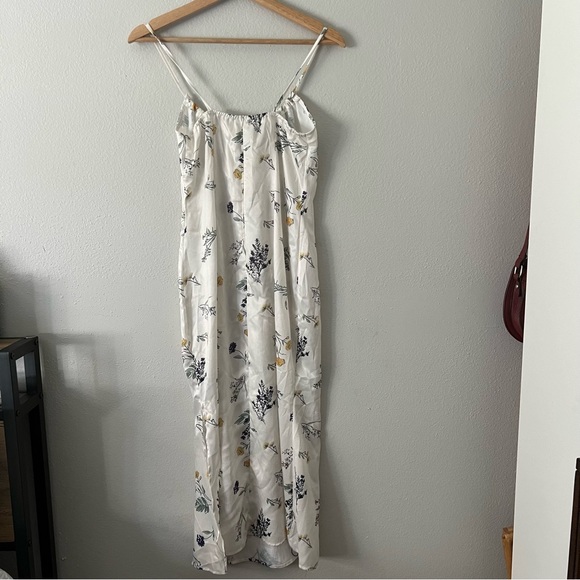 *SOLD C* Cider Floral Drawstring slit Midi dress Ivory size small - Picture 6 of 7